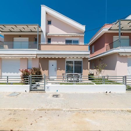 Apartmán Dionysos Residential Complex Ofrínion Exteriér fotografie