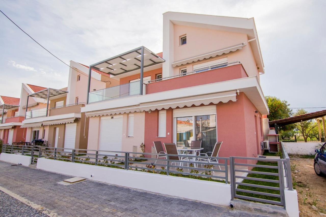 Apartmán Dionysos Residential Complex Ofrínion Exteriér fotografie