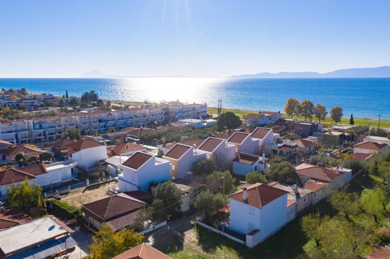 Apartmán Dionysos Residential Complex Ofrínion Exteriér fotografie