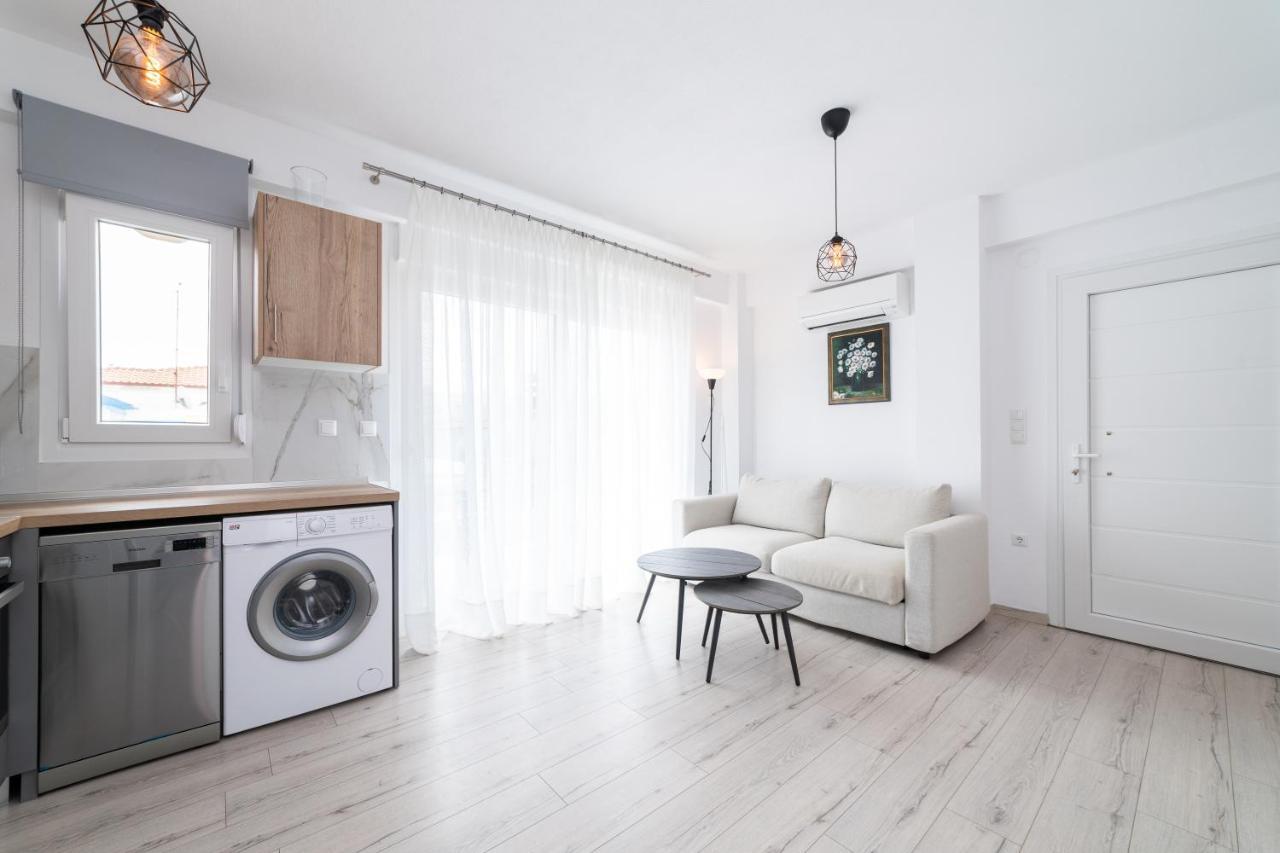 Apartmán Dionysos Residential Complex Ofrínion Exteriér fotografie